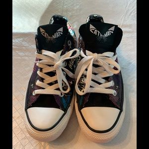 Never worn Cat woman converse!